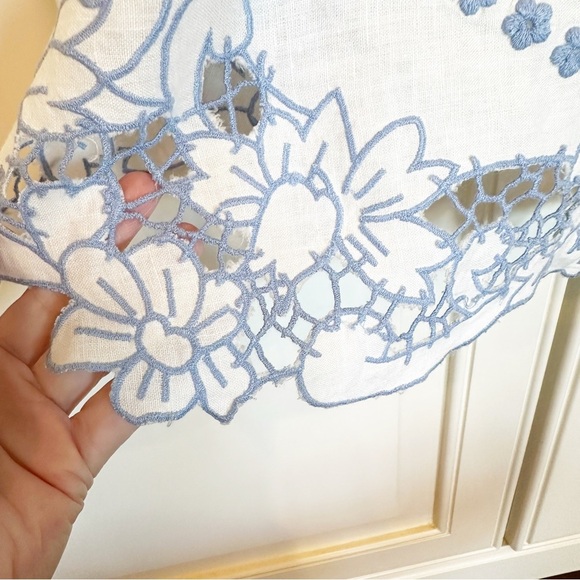 Anthropologie HD Paris Bellflower Linen Women’s Embroidered Floral Blue Tank 6 - Picture 6 of 8